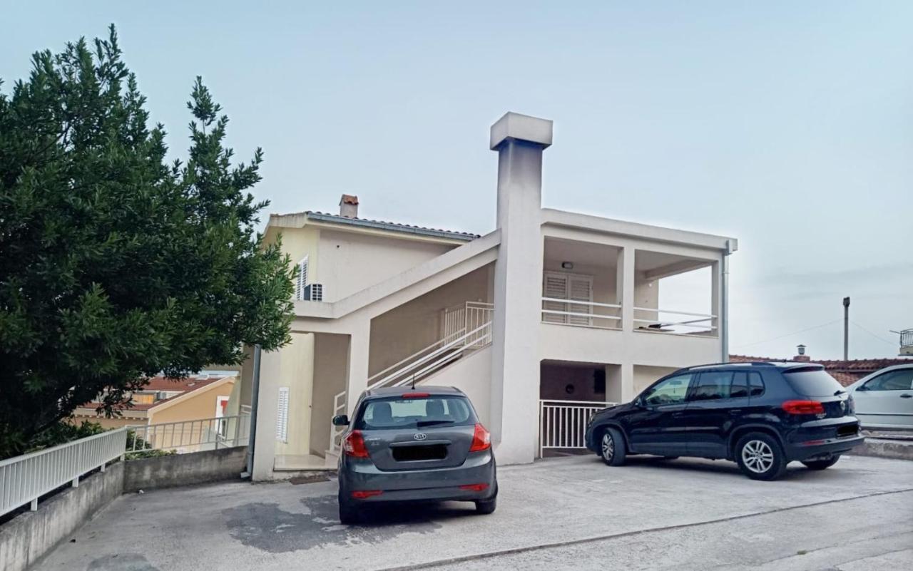 Apartman Lux Makarska Eksteriør billede
