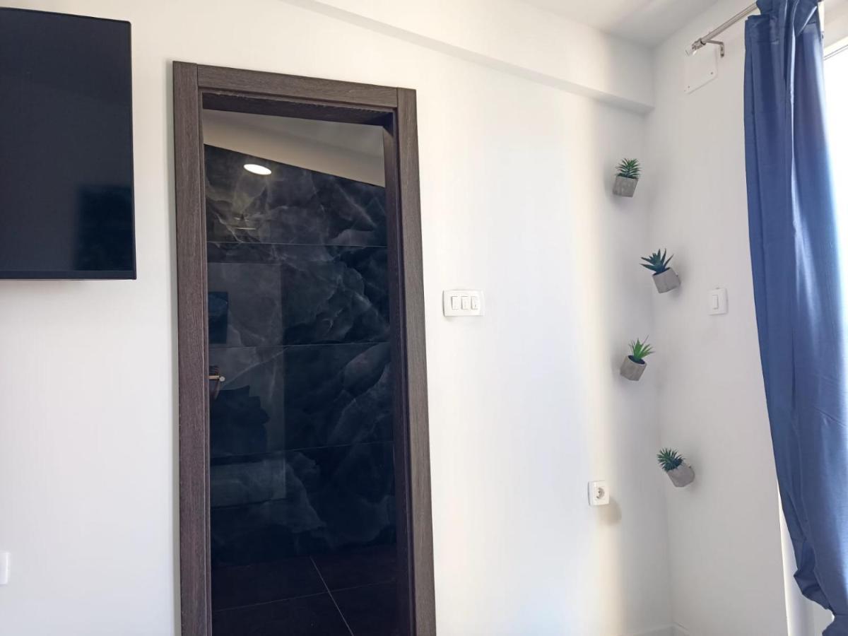 Apartman Lux Makarska Eksteriør billede