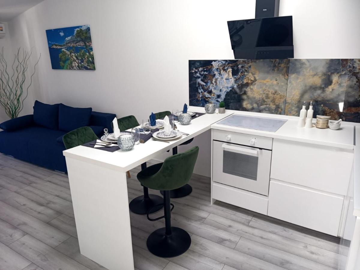 Apartman Lux Makarska Eksteriør billede