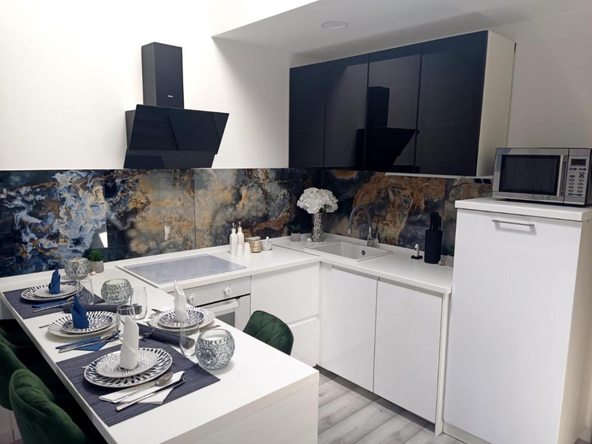 Apartman Lux Makarska Eksteriør billede