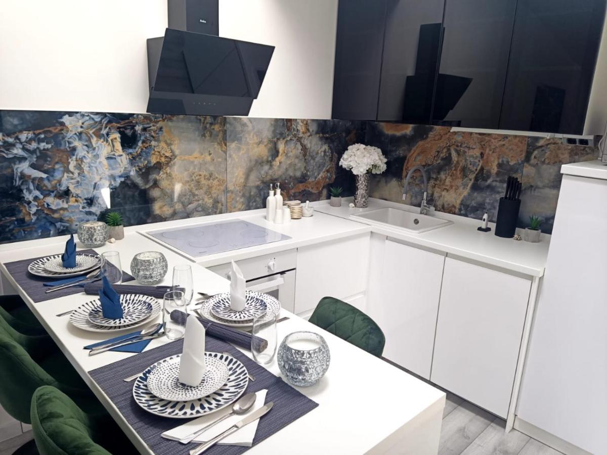 Apartman Lux Makarska Eksteriør billede