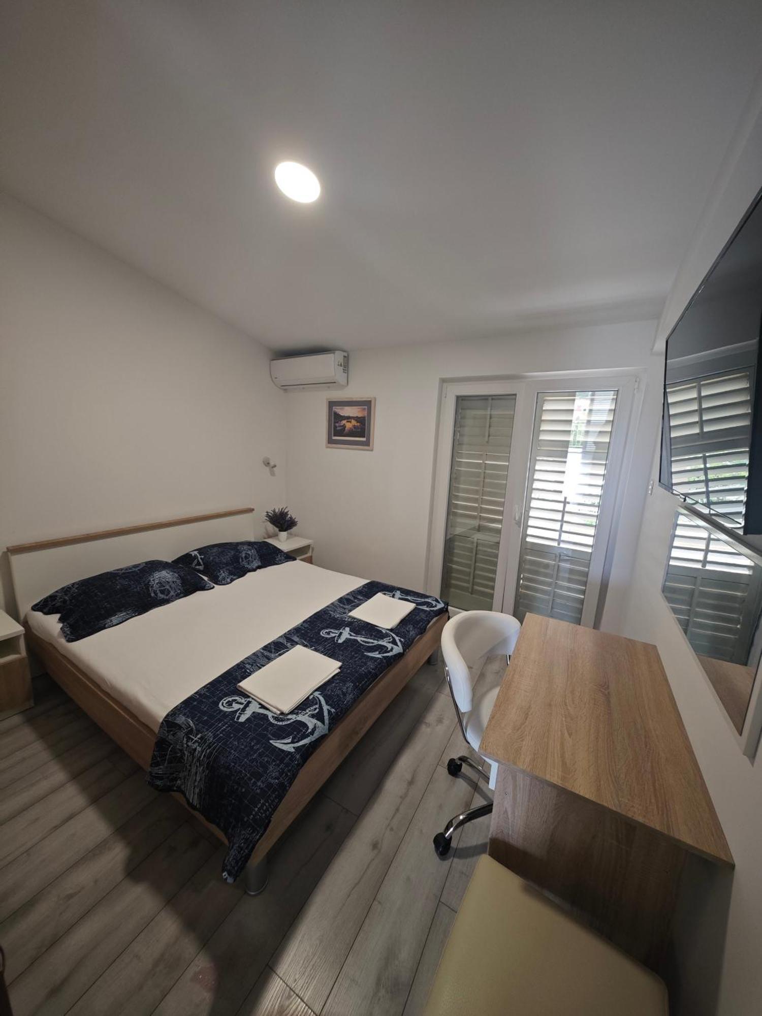 Apartman Lux Makarska Eksteriør billede
